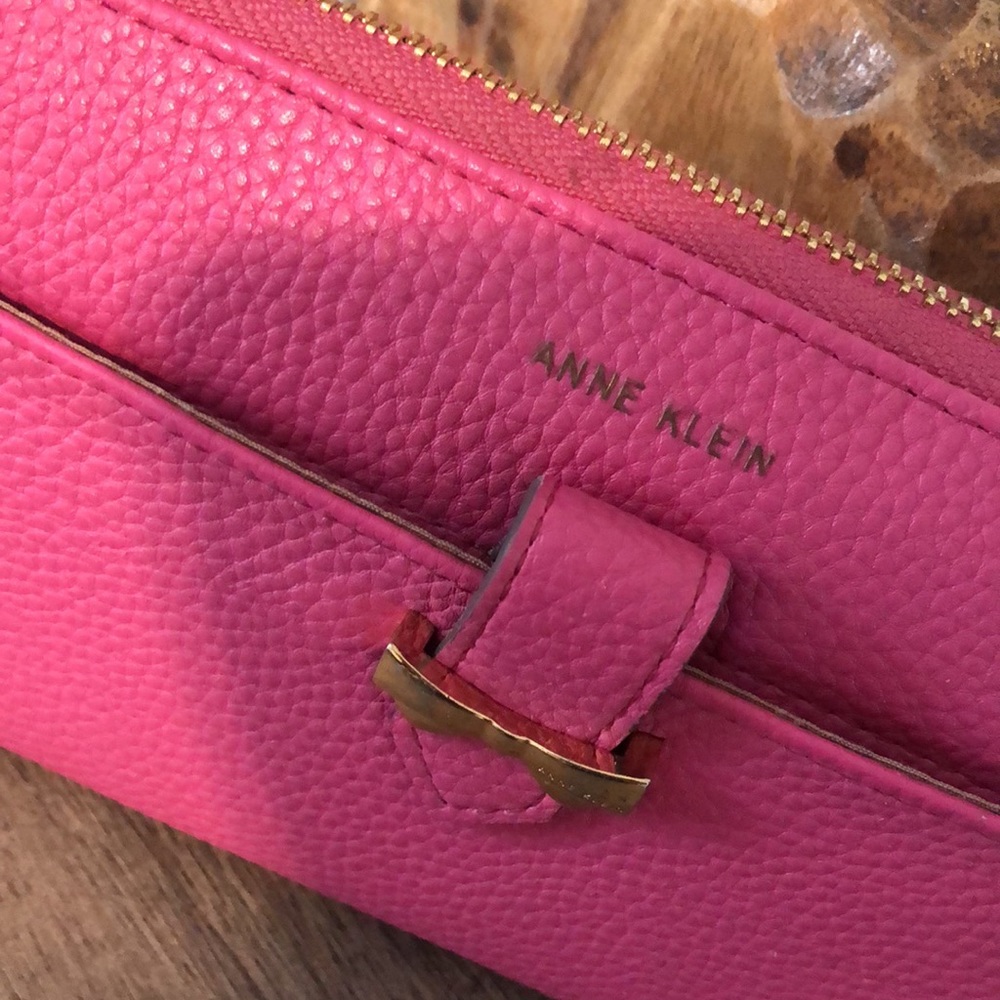 Pink wallet - Picture 3 of 4